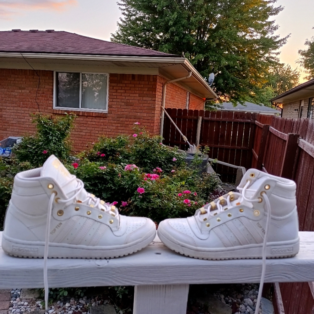 Adidas Top Ten Size 5